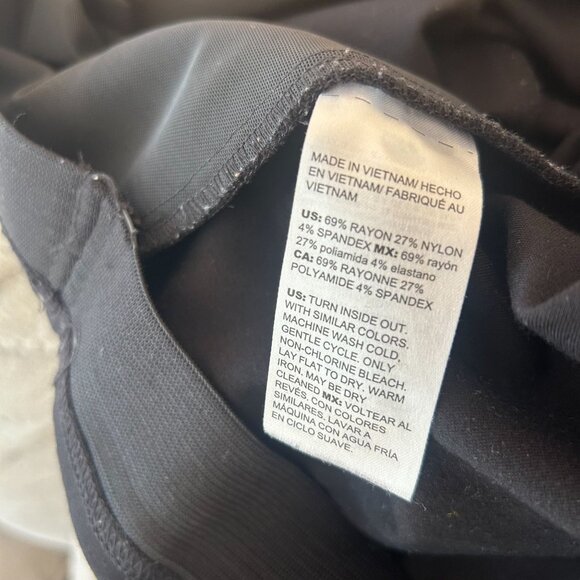 Chico's Black Slim-Fit Pants With Pearl Button Details On Cuffs Size M - Picture 8 of 10